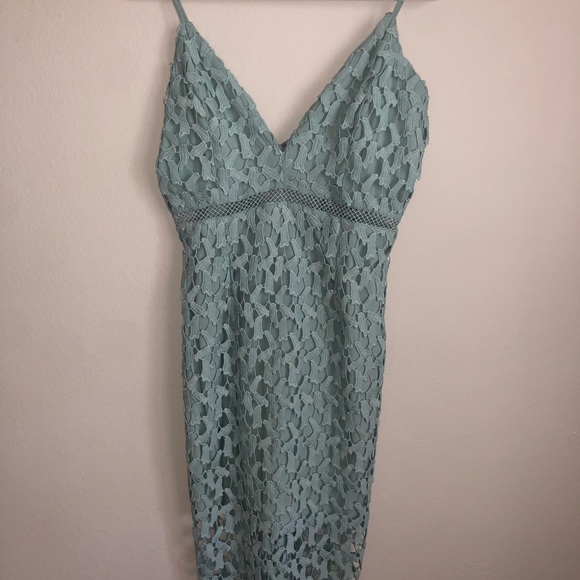 Light blue dress - Picture 3 of 3